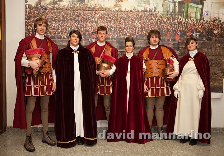 presentazione personaggi-7068.jpg